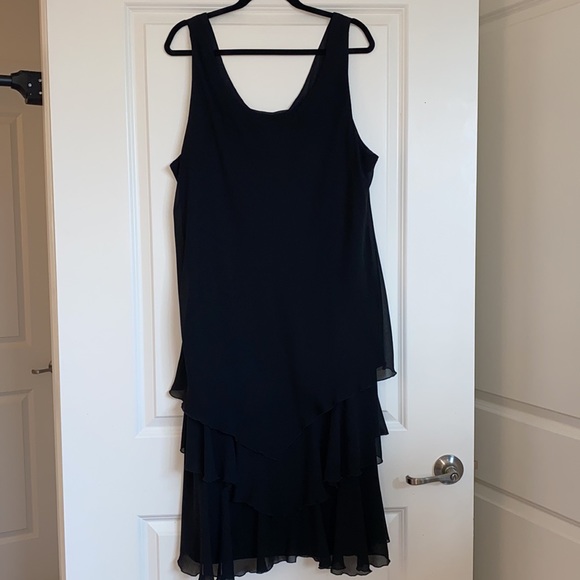 Saks Fifth Avenue Dresses & Skirts - Black Silk Tier Plus Size Cocktail Dress and Jacket 2 pieces